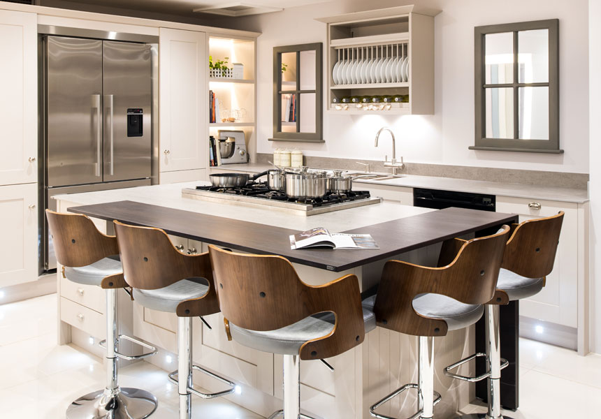 Traditional Show Kitchen - Lisa Melvin Design
